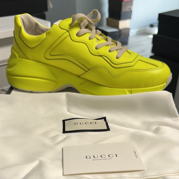 Gucci Sneakers - Picture 1 of 3
